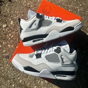 Jordan 4 military black b grade